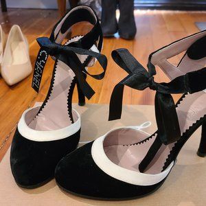 AUTHENTIC CHANEL velvet & silk d'orsay logo pumps